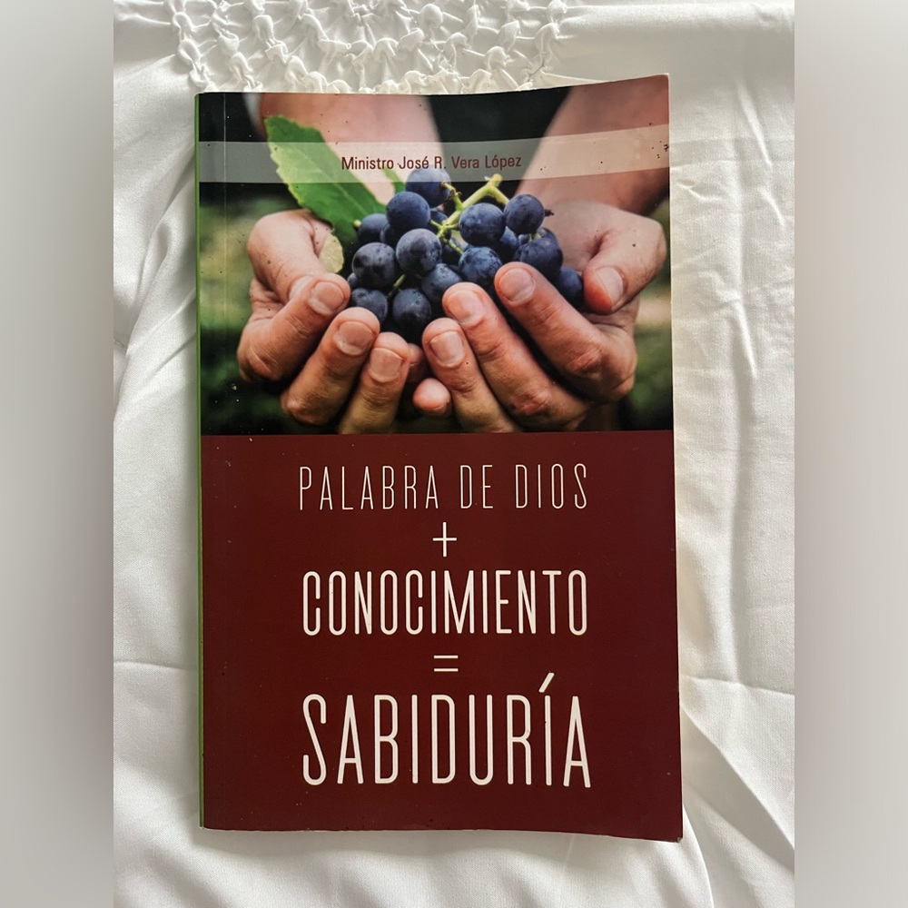 Book in Spanish: Palabra de Dios edition 2016 author Jose R Vera